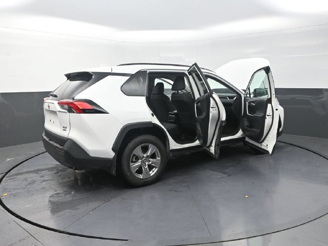 Used 2025 Toyota RAV4 XLE w/ Convenience Package AWD/4WD image 45