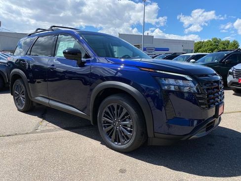 New 2026 Nissan Pathfinder SL AWD/4WD image 7