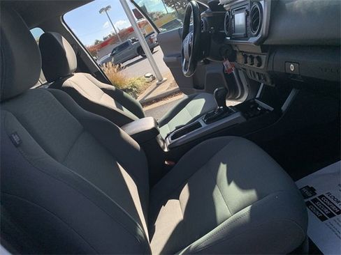 Certified 2019 Toyota Tacoma TRD Sport image 14