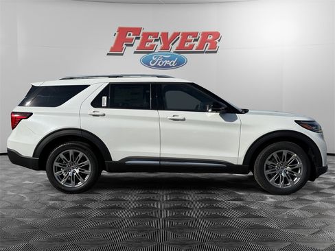New 2026 Ford Explorer Platinum image 8