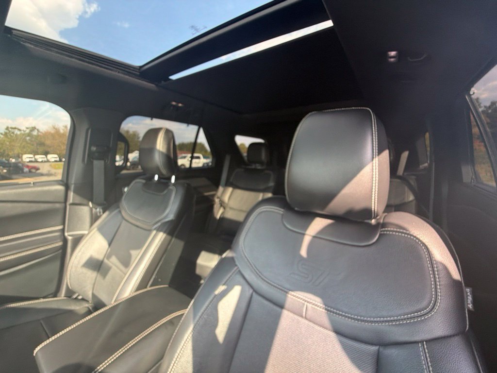 Used 2020 Ford Explorer ST w/ ST Street Pack AWD/4WD image 20