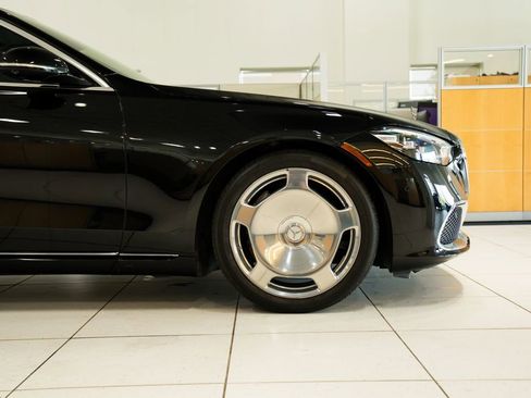 Certified 2022 Mercedes-Benz Maybach S 580 4MATIC image 24