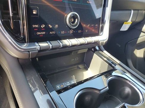 New 2026 GMC Yukon XL Elevation w/ Elevation Premium Package AWD/4WD image 23