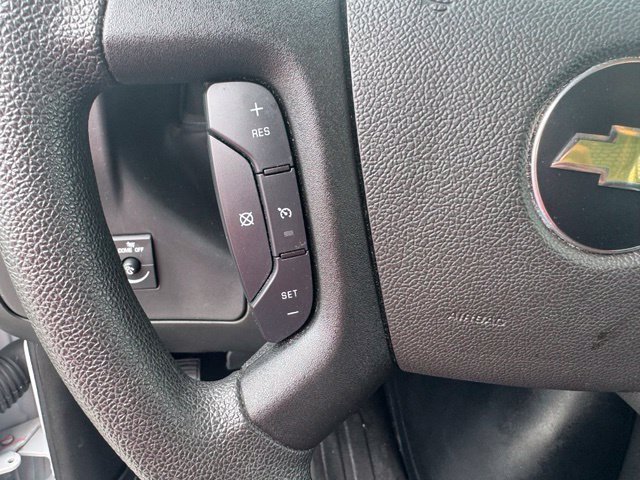 Used 2024 Chevrolet Express 2500 w/ Driver Convenience Package RWD image 15
