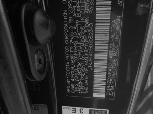 Used 2013 Scion tC image 38