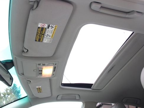 Used 2007 Lexus RX 400h 2WD image 9