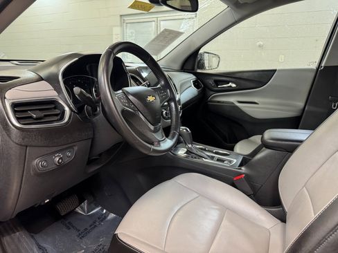 Used 2020 Chevrolet Equinox Premier image 14