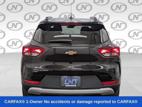 Used 2025 Chevrolet TrailBlazer LT AWD/4WD image 16