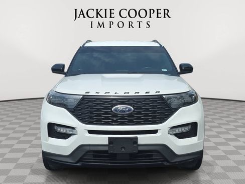 Used 2022 Ford Explorer ST-Line AWD/4WD image 2