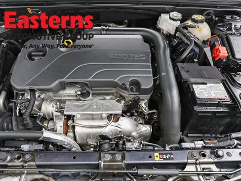 Used 2023 Chevrolet Malibu LT image 7