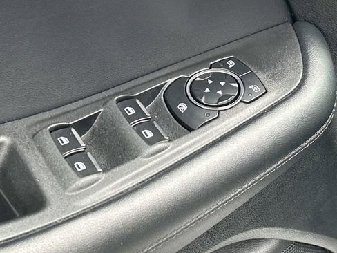 Used 2024 Ford Edge SEL image 18