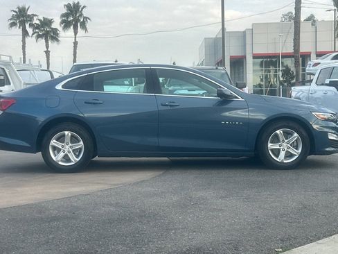 Certified 2024 Chevrolet Malibu LT image 3