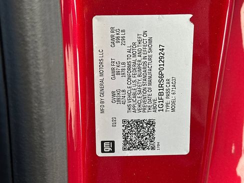 Used 2023 Chevrolet Camaro LT image 38