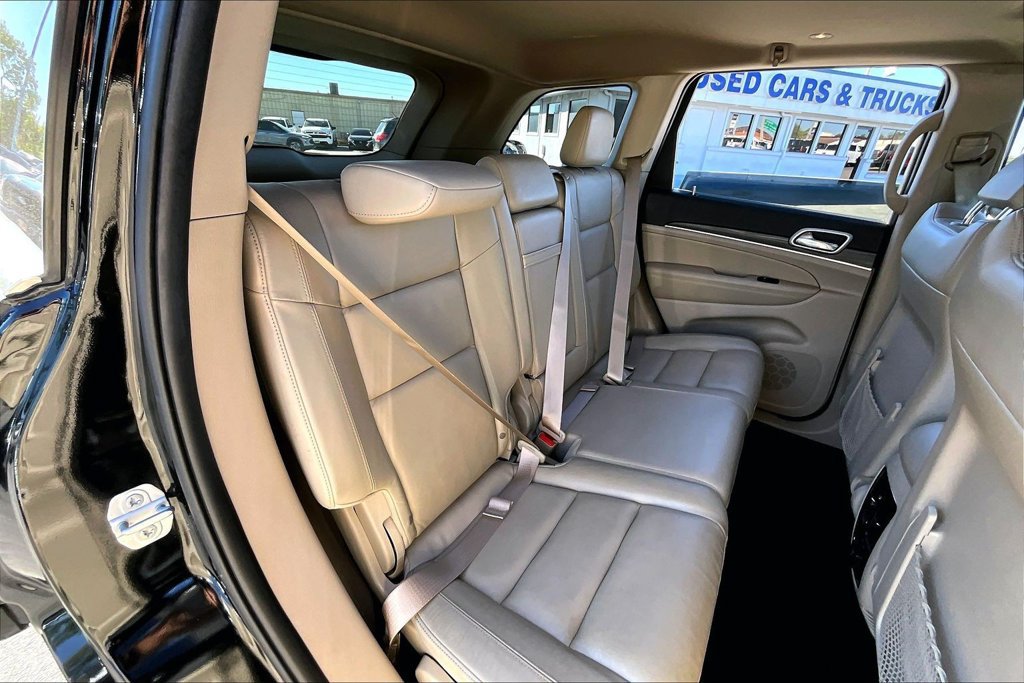 Used 2021 Jeep Grand Cherokee Limited AWD/4WD image 24