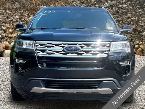 Used 2018 Ford Explorer XLT w/ Equipment Group 202A AWD/4WD image 3