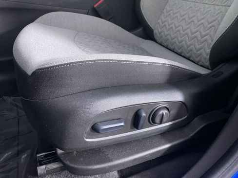 Certified 2024 Chevrolet Equinox LS w/ LS Convenience Package image 9