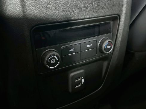 Used 2023 Buick Enclave Essence w/ Sport Touring Edition FWD image 27