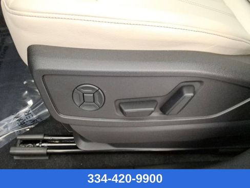 New 2025 Audi Q5 Premium Plus image 21