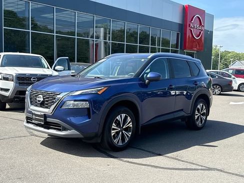 Certified 2023 Nissan Rogue SV w/ SV Premium B Package AWD/4WD image 1