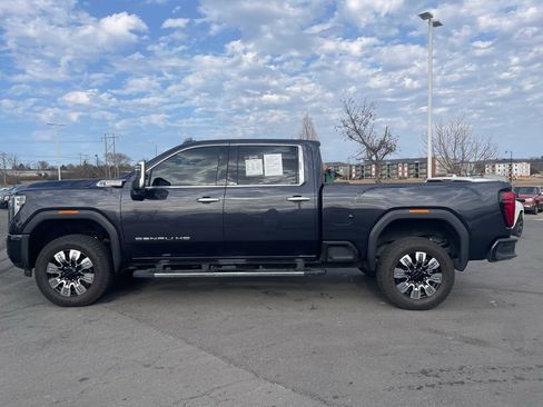Used 2025 GMC Sierra 2500 Denali w/ Denali Reserve Package image 4