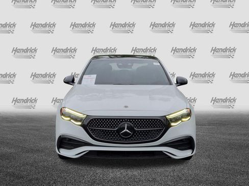 Used 2024 Mercedes-Benz E 350 4MATIC Sedan w/ Airmatic Package image 3
