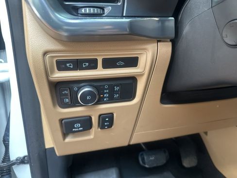 Used 2021 Ford F150 Lariat w/ Equipment Group 502A High AWD/4WD image 24