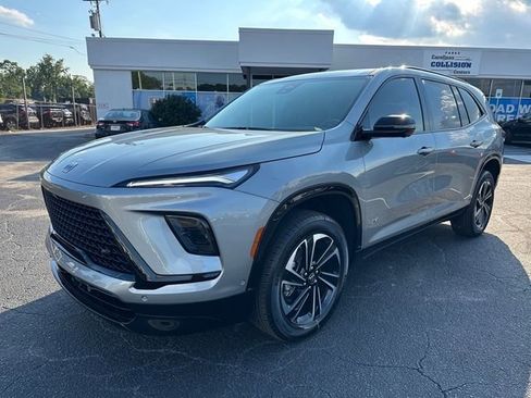 New 2026 Buick Enclave Sport Touring w/ Super Cruise Package image 5