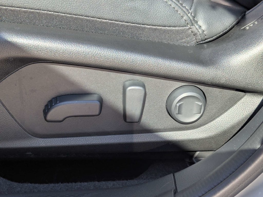 Used 2026 Subaru Outback Premium AWD/4WD image 27