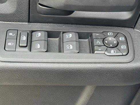 New 2026 RAM 2500 Tradesman AWD/4WD image 12