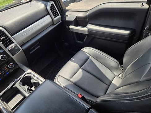 Used 2021 Ford F250 Lariat w/ Lariat Value Package AWD/4WD image 32