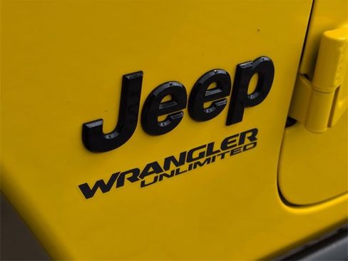 Used 2021 Jeep Wrangler Unlimited Sport image 6