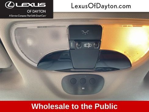 Used 2006 Chrysler Crossfire Limited RWD image 12