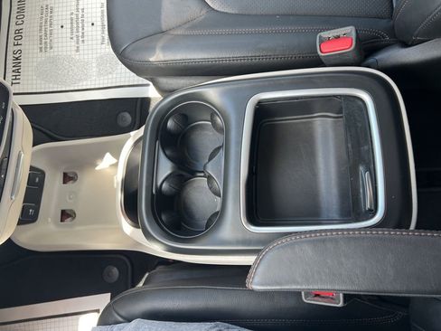 Certified 2019 Chrysler Pacifica Touring-L Plus image 54