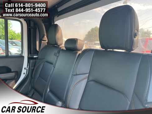 Used 2022 Jeep Gladiator Mojave image 15