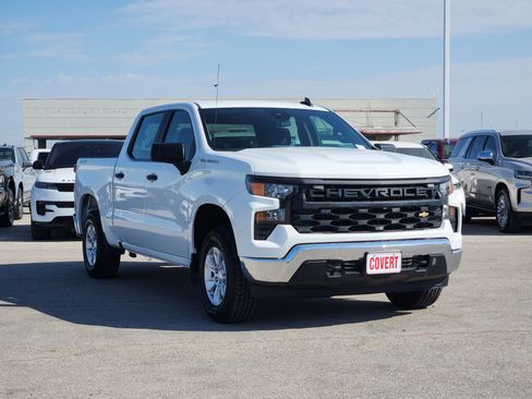 Used 2023 Chevrolet Silverado 1500 W/T w/ Trailering Package AWD/4WD image 3