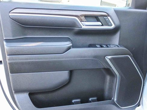 Used 2022 Chevrolet Silverado 1500 LT image 15