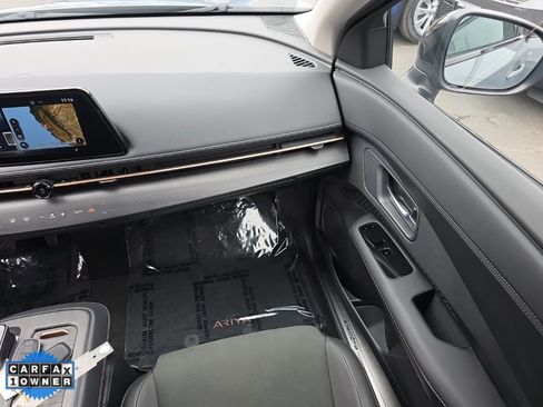 Used 2023 Nissan Ariya AWD image 58