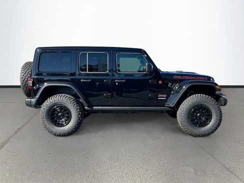 New 2025 Jeep Wrangler Unlimited Rubicon w/ Convenience Group AWD/4WD image 8