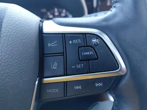 Used 2020 Toyota Highlander Platinum image 38