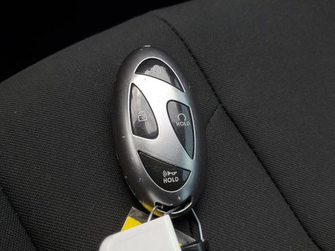 Used 2024 Hyundai Elantra SEL FWD image 29