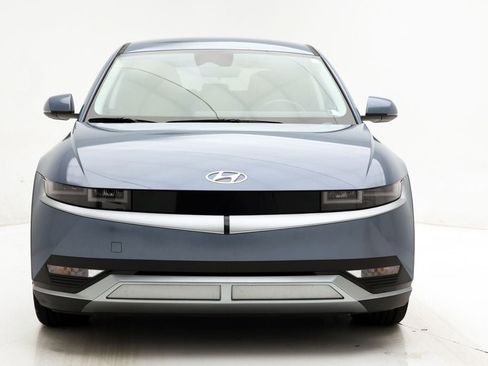 Used 2023 Hyundai Ioniq 5 SE w/ Cargo Package image 5