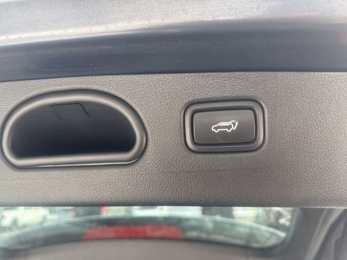 Used 2019 Hyundai Tucson Ultimate w/ Cargo Package image 39