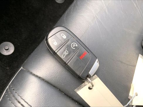 Used 2020 Jeep Grand Cherokee Limited X image 13