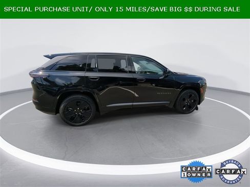 Used 2025 Jeep Wagoneer S Launch Edition image 12