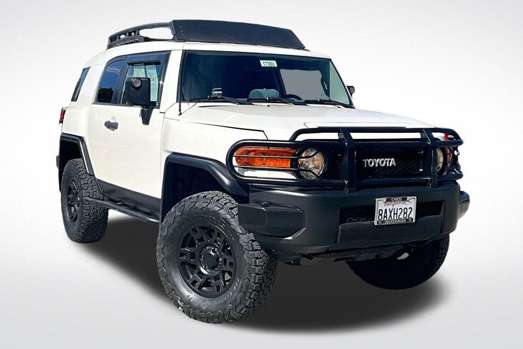 Used 2011 Toyota FJ Cruiser 4WD w/ Convenience Pkg image 11