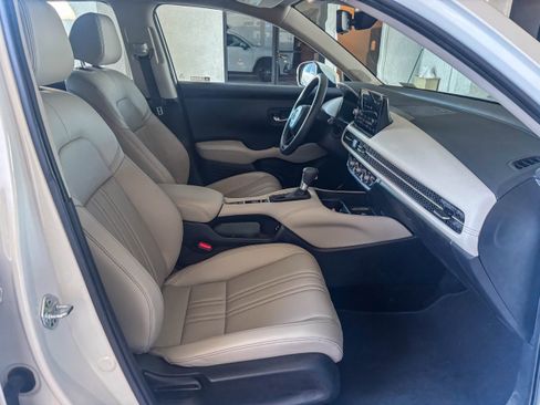 Used 2024 Honda HR-V EX-L image 17