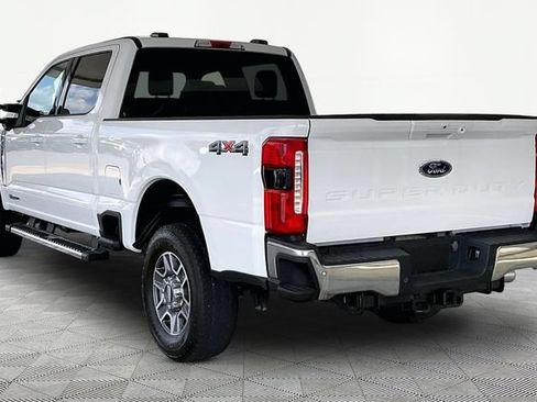 Used 2024 Ford F250 Lariat AWD/4WD image 4
