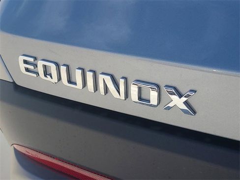 New 2026 Chevrolet Equinox LT image 6
