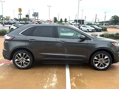 Used 2016 Ford Edge Titanium w/ Equipment Group 301A FWD image 6