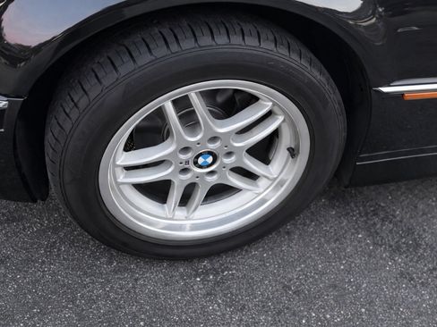 Used 2000 BMW 740i RWD image 4